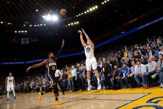 亚历山大4 亚历山大4